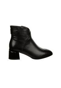 Botki Loretta Vitale C9629 Black Leather 514282, Czarny, Skóra naturalna - 38. Okazja: na co dzień. Kolor: czarny. Materiał: skóra. Szerokość cholewki: normalna. Styl: elegancki, casual #1