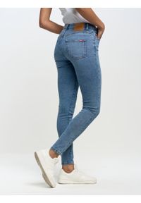 Big-Star - Spodnie jeans damskie zwężane Adela 240. Okazja: na co dzień. Kolor: niebieski. Styl: casual, sportowy #3