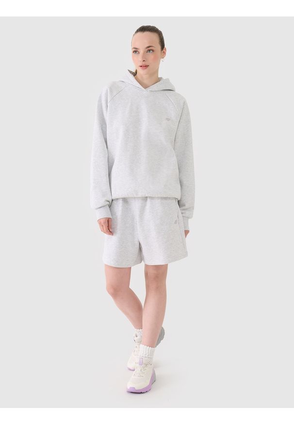 4f - 4F Bluza dresowa nierozpinana z kapturem uniseks - szara S. Okazja: na co dzień. Typ kołnierza: kaptur. Kolor: szary. Materiał: dresówka. Długość rękawa: raglanowy rękaw. Wzór: gładki, ze splotem. Styl: klasyczny, sportowy, casual