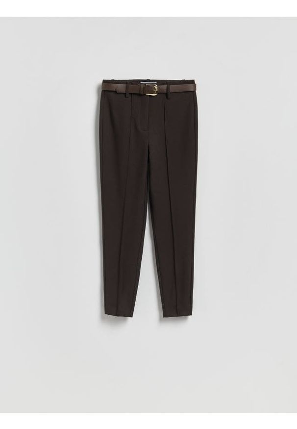 Reserved - Spodnie z przeszyciem - brązowy. Kolor: brązowy. Materiał: tkanina, wiskoza