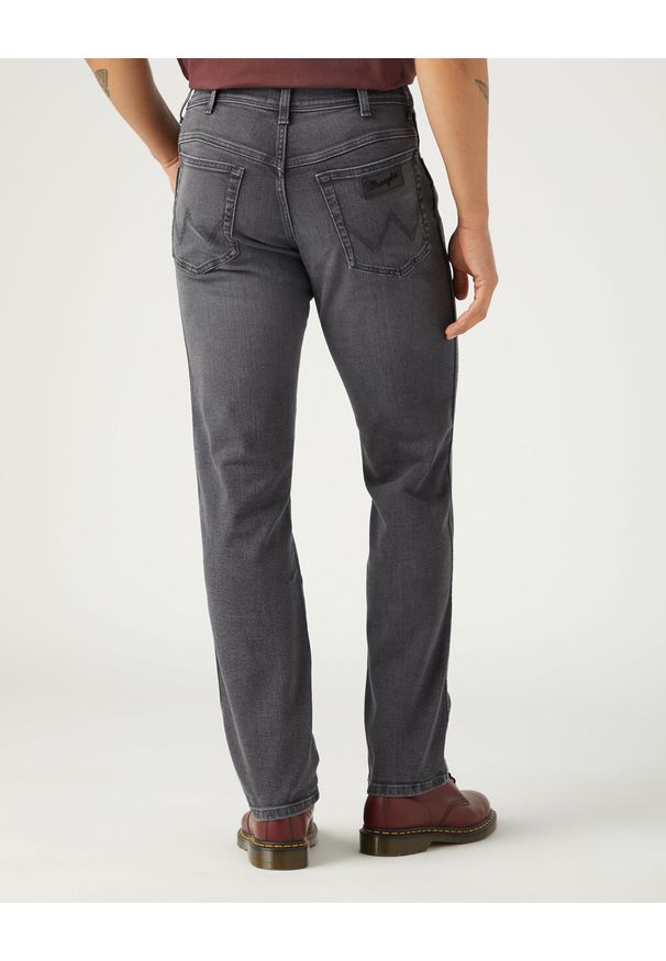 Wrangler - WRANGLER TEXAS MĘSKIE SPODNIE JEANSOWE JEANSY DŻINSY FALCON 112341392 W121013547. Okazja: do pracy, na co dzień. Sezon: lato. Styl: rockowy, casual, klasyczny