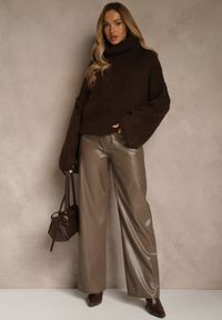 Renee - Brązowy Oversizowy Golf z Dodatkiem Wełny i Wiskozy Tenafera. Typ kołnierza: golf. Kolor: brązowy. Materiał: wełna, wiskoza #2