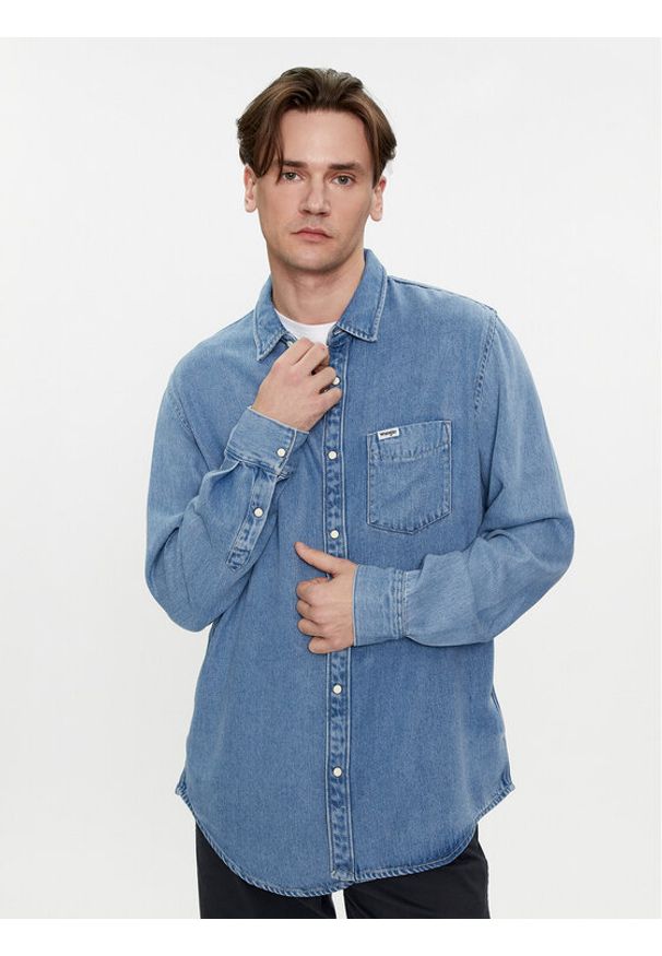 Wrangler Koszula jeansowa 112350578 Niebieski Regular Fit. Kolor: niebieski. Materiał: lyocell