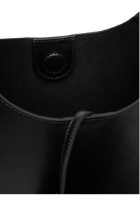 Calvin Klein Torebka Hardware Adj Strap Medium Bag LV04F3402G Czarny. Kolor: czarny. Materiał: skórzane #4