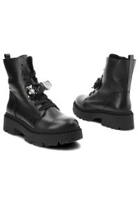 Czarne Botki Karino Skórzane Eleganckie Buty Damskie. Kolor: czarny. Materiał: skóra. Szerokość cholewki: normalna. Wzór: aplikacja. Styl: elegancki #4