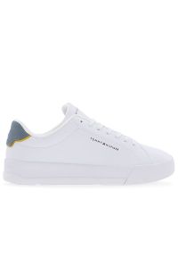 TOMMY HILFIGER - Buty Tommy Hilfiger Court Leather Detail FM0FM05367-PN6 - białe. Okazja: na co dzień. Kolor: biały. Materiał: poliester, skóra, guma. Szerokość cholewki: normalna
