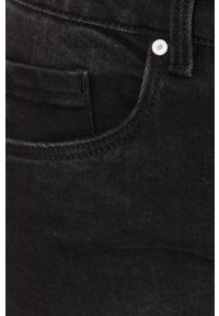 medicine - Medicine szorty jeansowe damskie kolor czarny gładkie high waist. Okazja: na co dzień. Stan: podwyższony. Kolor: czarny. Materiał: jeans. Wzór: gładki. Styl: casual