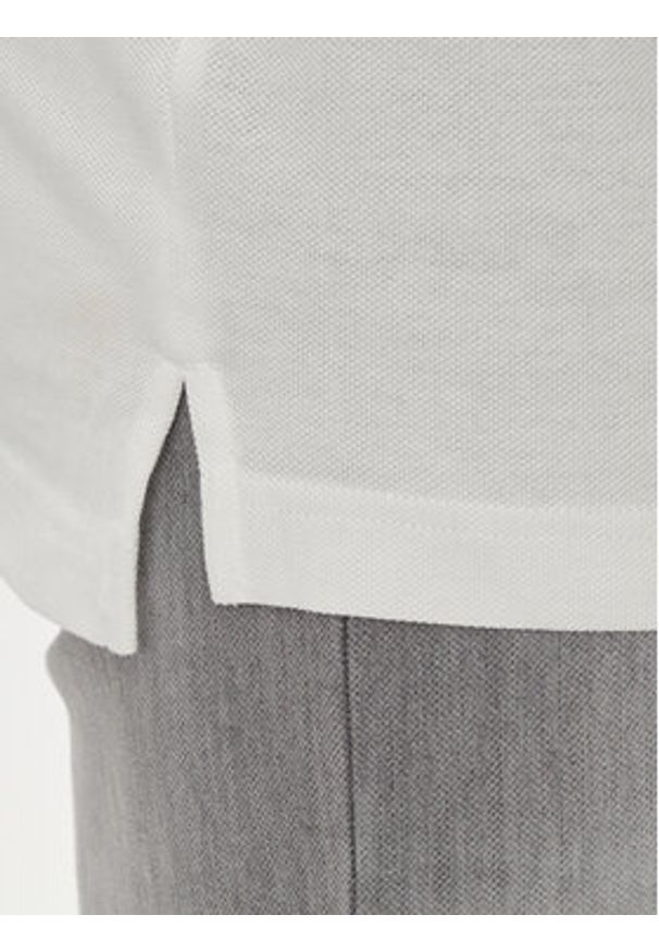 Armani Exchange Polo 6DZFLC ZJM5Z 1116 Biały Regular Fit. Typ kołnierza: polo. Kolor: biały. Materiał: bawełna