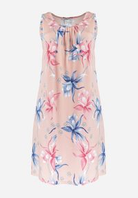 Born2be - Różowa Trapezowa Sukienka Midi z Marszczonym Dekoltem w Kwiaty Yanais. Kolor: różowy. Materiał: materiał. Długość rękawa: bez rękawów. Wzór: kwiaty. Typ sukienki: trapezowe. Długość: midi #4