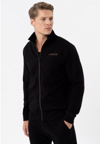 Volcano - Bluza ze stójką B-LENOX. Typ kołnierza: kołnierzyk stójkowy. Kolor: czarny. Materiał: bawełna, materiał. Wzór: gładki. Styl: klasyczny #1