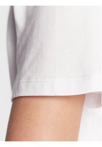 Pepe Jeans T-Shirt Pearl PL505222 Biały Regular Fit. Kolor: biały. Materiał: bawełna #5