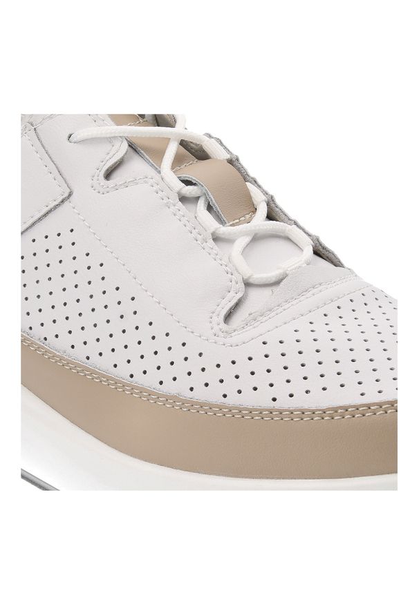 Białe Sneakersy Artiker Stylowe Obuwie Damskie. Okazja: na spacer. Kolor: biały. Materiał: skóra. Sport: turystyka piesza