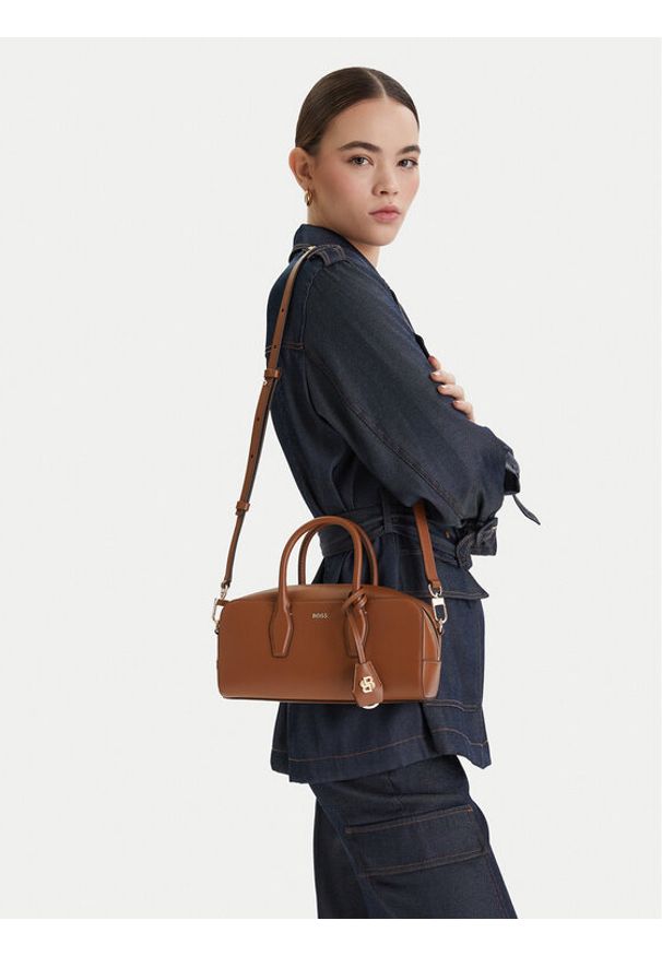 BOSS Torebka 50557995 Brązowy. Kolor: brązowy. Materiał: skórzane