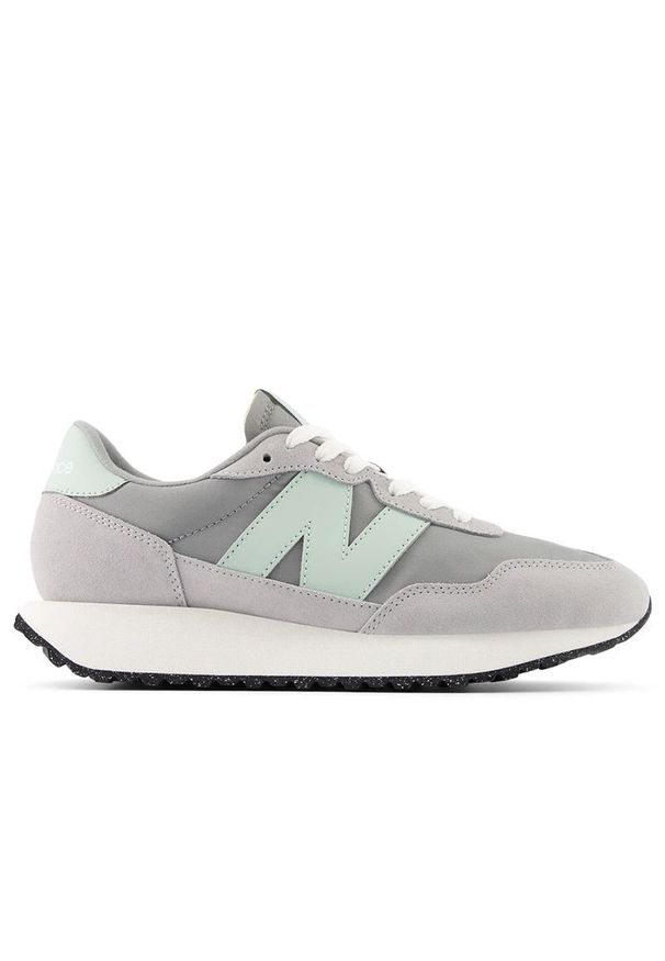 Buty damskie New Balance WS237CE – szare. Kolor: szary. Materiał: dresówka, skóra, zamsz, syntetyk, guma, materiał. Szerokość cholewki: normalna