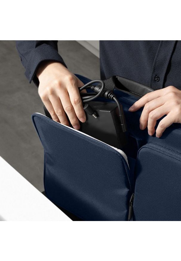 TECH-PROTECT - Torba Tech-Protect Defender Bag Laptop 17 granatowy. Kolor: niebieski. Materiał: materiał. Styl: elegancki, casual