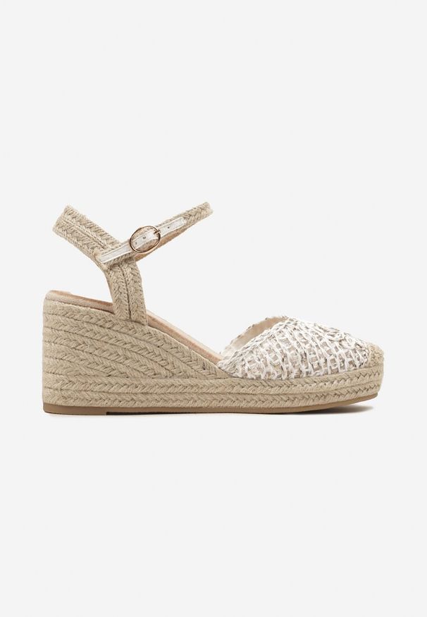 Renee - Białe Sandały w Stylu Espadryli z Plecionym Noskiem i Koturnem Sargia. Okazja: na co dzień. Kolor: biały. Sezon: lato. Obcas: na koturnie. Styl: elegancki, casual