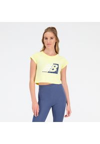 Koszulka damska New Balance WT31817MZ – żółta. Kolor: żółty. Materiał: poliester, materiał, bawełna. Długość rękawa: krótki rękaw. Długość: krótkie. Wzór: napisy