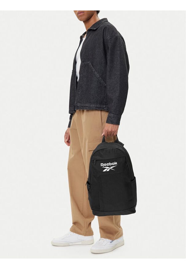 Reebok Plecak RBK-042-CCC-05 Czarny. Kolor: czarny. Materiał: materiał