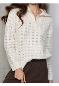 Sinsay - Ażurowy sweter chunky - kremowy. Kolor: kremowy. Wzór: ażurowy #1