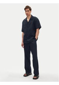 Emporio Armani Spodnie materiałowe EM000586 AF12356 UB102 Granatowy Regular Fit. Kolor: niebieski. Materiał: wiskoza #4