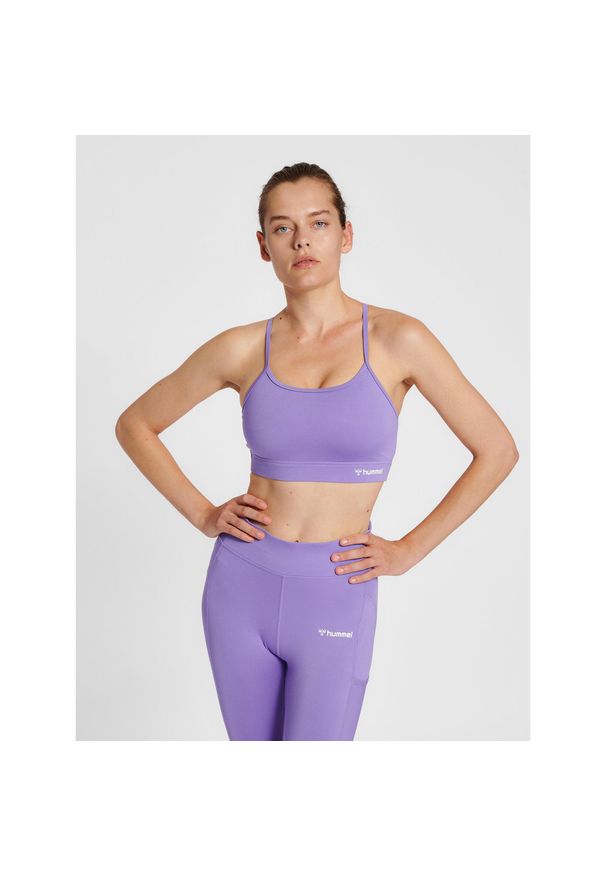 Damski usztywniany biustonosz sportowy Hummel MT Chipo. Kolor: fioletowy. Materiał: materiał. Sport: fitness