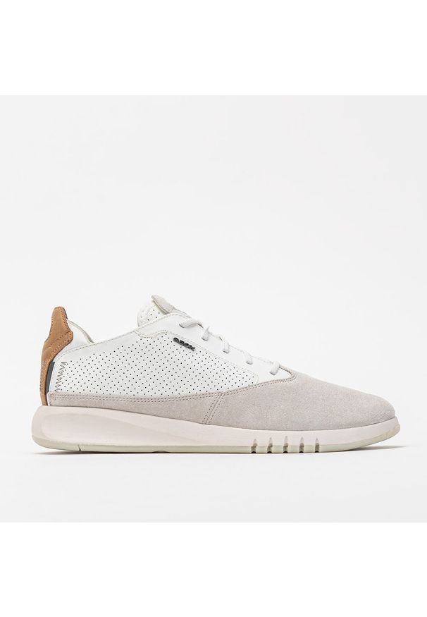 Buty sportowe męskie Geox U Aerantis A (U927FA 02243 C1S1Z). Wysokość cholewki: przed kostkę. Kolor: szary. Materiał: skóra, guma, zamsz. Szerokość cholewki: normalna