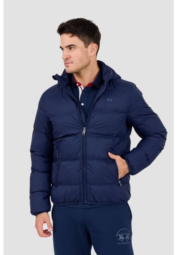 La Martina - LA MARTINA Granatowa pikowana męska kurtka Outerwear Basic Nylon, Rozmiar XXL. Kolor: niebieski. Materiał: nylon. Długość rękawa: długi rękaw. Długość: długie. Styl: elegancki