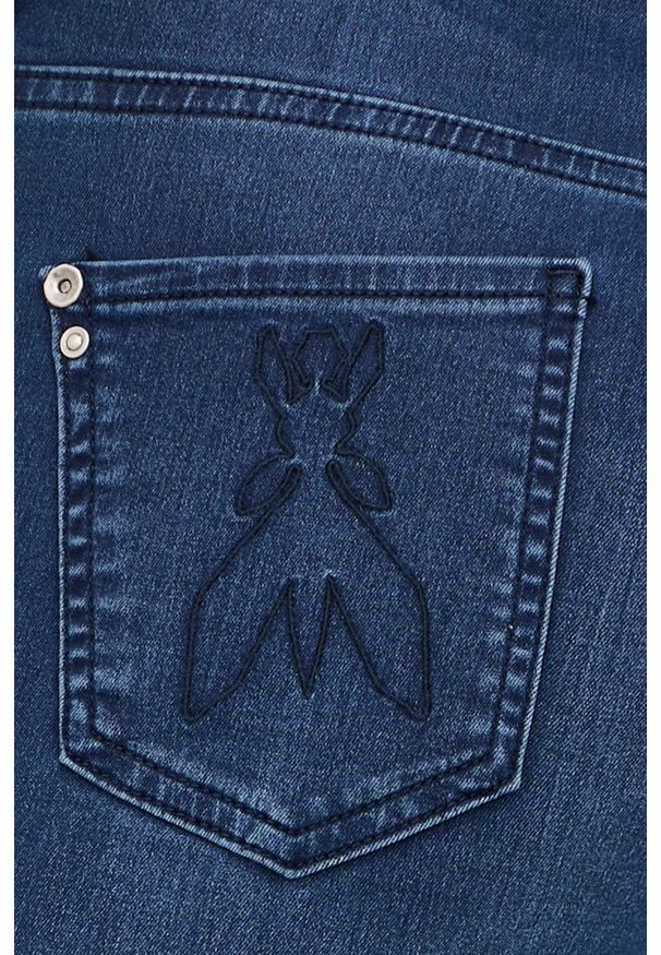 Patrizia Pepe Jeansy damskie medium waist. Kolor: niebieski. Wzór: haft