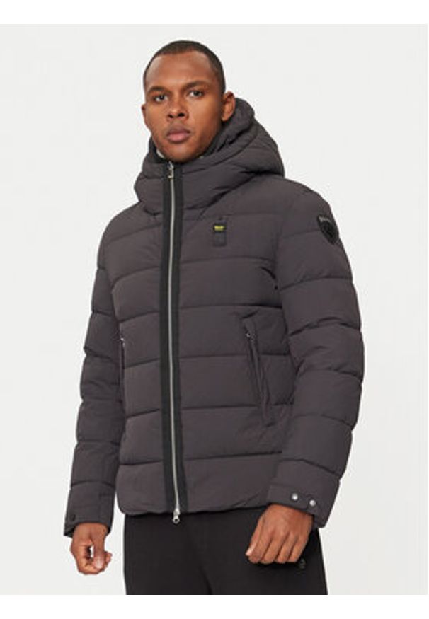 Blauer Kurtka zimowa 24WBLUC02243 Czarny Regular Fit. Kolor: czarny. Materiał: syntetyk. Sezon: zima