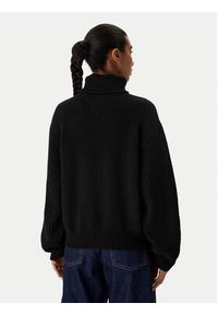 Tommy Jeans Golf Flag DW0DW22108 Czarny Relaxed Fit. Typ kołnierza: golf. Kolor: czarny. Materiał: syntetyk #2