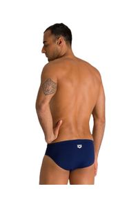 Kąpielówki slipy męskie na basen Arena Optical Waves Brief. Kolor: niebieski