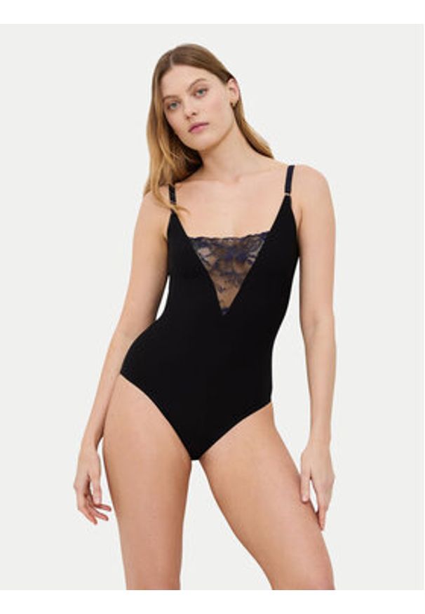Triumph Body Wild Gardenia Florale 10225028 Czarny. Kolor: czarny. Materiał: lyocell