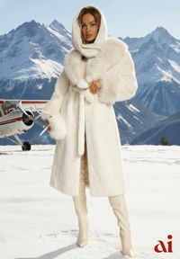 Renee - Biały Futrzany Płaszcz z Wiązanym Paskiem Ozdobnym Kołnierzem i Mankietami Viaressa. Okazja: na co dzień. Kolor: biały. Materiał: futro. Długość rękawa: długi rękaw. Długość: długie. Styl: casual, rockowy, elegancki #1