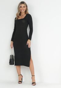 Born2be - Czarna Dopasowana Sukienka z Metaliczną Nitką i Rozcięciem Telor. Kolor: czarny. Styl: elegancki #5