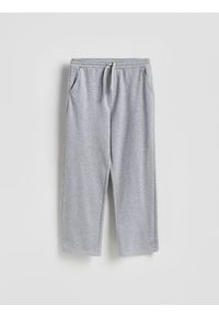 Reserved - Spodnie loose straight - jasnoszary. Kolor: szary. Materiał: dzianina, bawełna