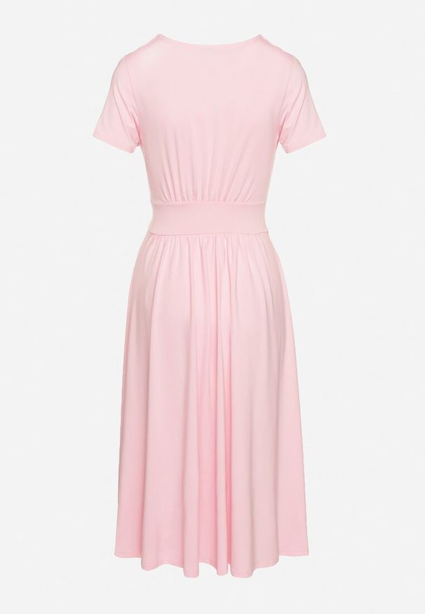 Born2be - Różowa Taliowana Sukienka z Dekoltem na Zakładkę Quimadea. Okazja: na spotkanie biznesowe. Kolor: różowy. Materiał: materiał. Wzór: aplikacja. Styl: elegancki, biznesowy