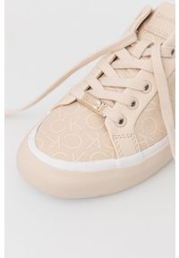 Calvin Klein tenisówki damskie kolor beżowy. Nosek buta: okrągły. Zapięcie: sznurówki. Kolor: beżowy. Materiał: materiał, włókno, guma #3