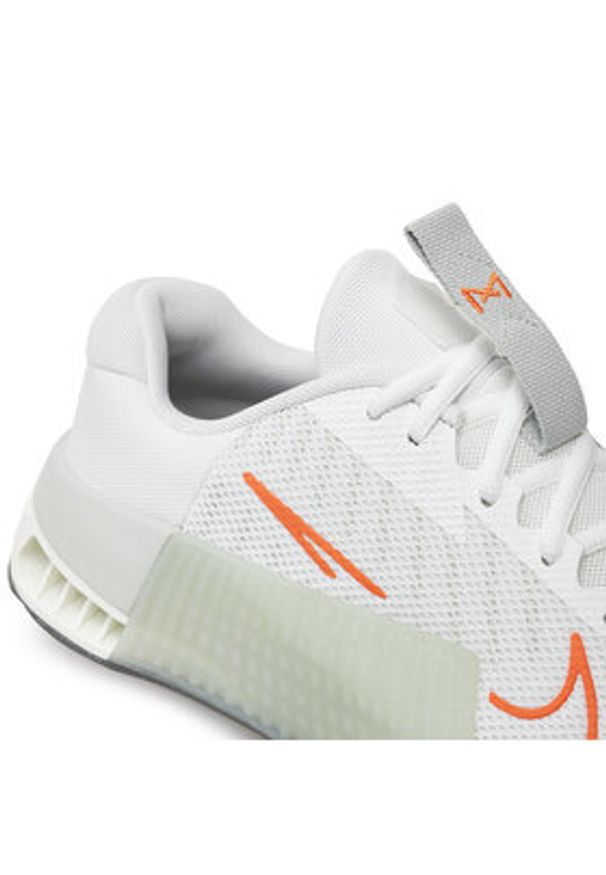 Nike Buty na siłownię Metcon 9 DZ2617-101 Biały. Kolor: biały. Materiał: mesh, materiał. Sport: fitness