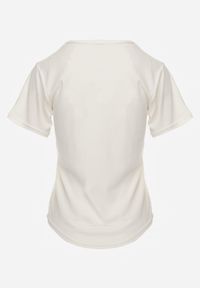 Renee - Jasnobeżowy T-shirt Basic z Okrągłym Dekoltem Dolea. Okazja: na co dzień. Kolor: beżowy. Materiał: jeans. Długość: krótkie. Wzór: gładki. Styl: casual #3