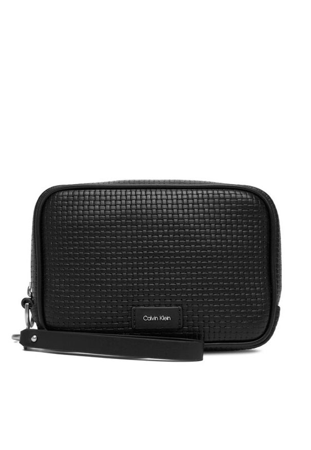 Calvin Klein Saszetka Embossed Woven Zip Pouch LV04D1111G Czarny. Kolor: czarny. Materiał: skóra