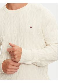 TOMMY HILFIGER - Tommy Hilfiger Sweter MW0MW33132 Biały Regular Fit. Kolor: biały. Materiał: bawełna