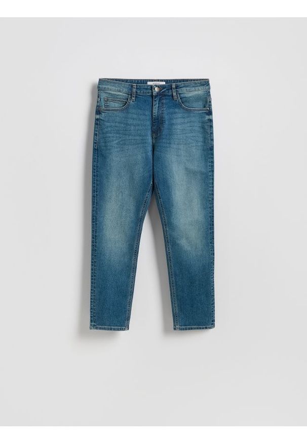 Reserved - Jeansy carrot slim z efektem sprania - indigo jeans