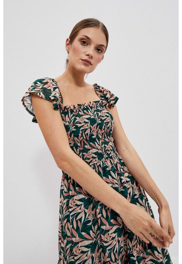 MOODO - Sukienka z roślinnym wzorem. Materiał: poliester