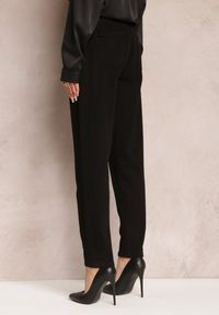 Renee - Czarne Jeansy High Waist o Fasonie Mom Fit Petitlla. Okazja: na co dzień. Stan: podwyższony. Kolor: czarny. Styl: klasyczny, elegancki, casual #3