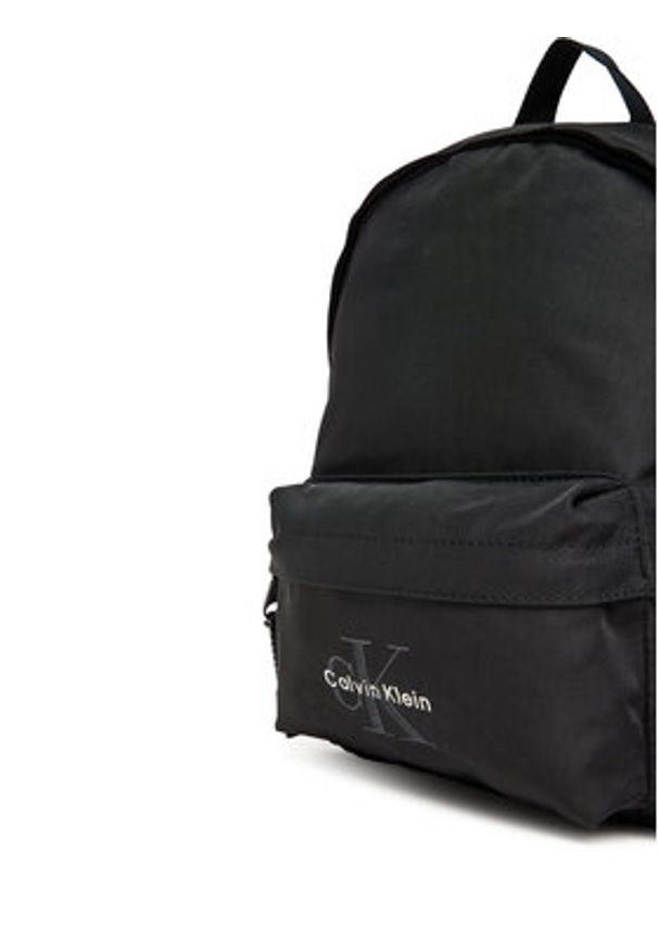 Calvin Klein Plecak Bold Small Round Backpack LV04D3257G Czarny. Kolor: czarny. Materiał: materiał