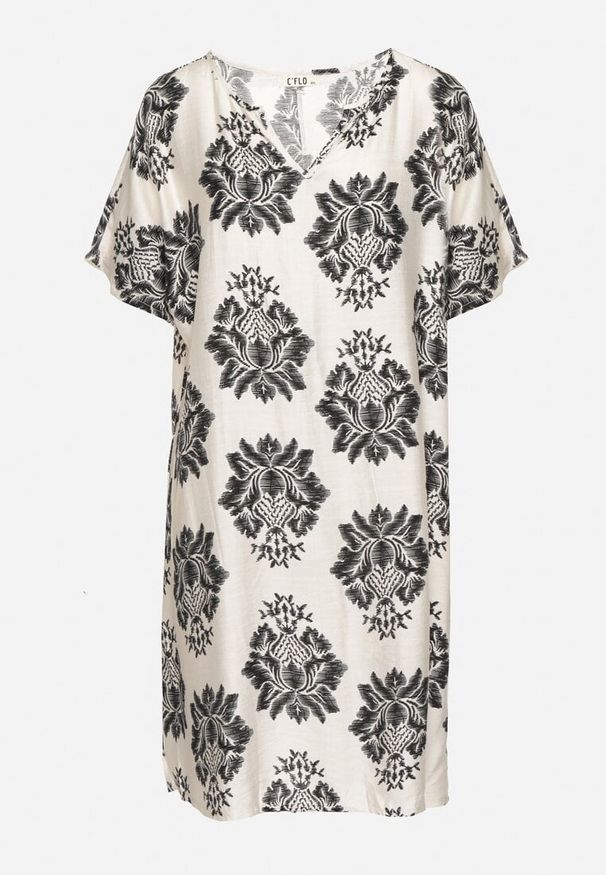 Born2be - Czarna Pudełkowa Sukienka z Wiskozy Ozdobiona Geometrycznym Wzorem Emilavie. Okazja: na co dzień. Typ kołnierza: dekolt w kształcie V. Kolor: czarny. Materiał: wiskoza. Wzór: geometria, aplikacja. Typ sukienki: proste. Styl: casual, klasyczny, elegancki