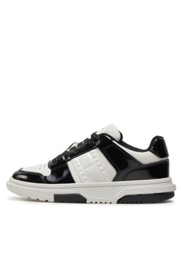 Tommy Jeans Sneakersy The Brooklyn Patent EN0EN02528 Czarny. Kolor: czarny. Materiał: materiał