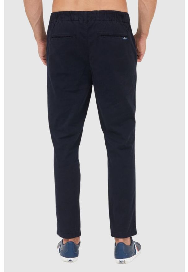 7 FOR ALL MANKIND Granatowe spodnie męskie Jogger Chino, Rozmiar L. Kolor: niebieski. Materiał: bawełna