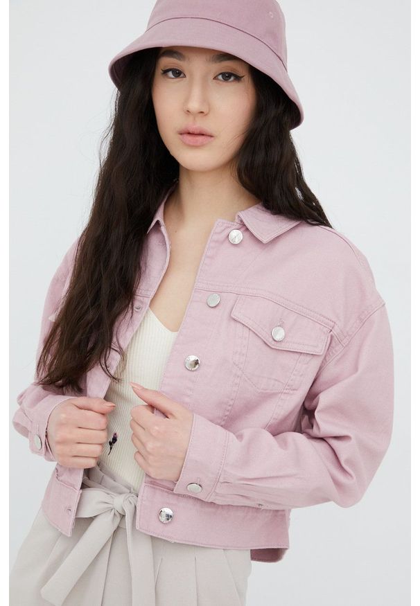 only - Only kurtka jeansowa damska kolor fioletowy przejściowa. Okazja: na co dzień. Kolor: fioletowy. Materiał: jeans. Styl: casual