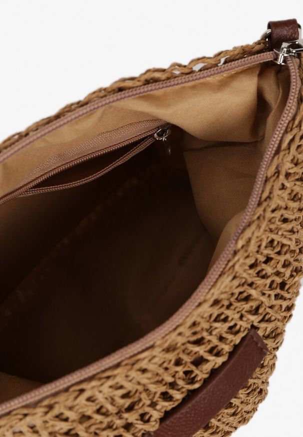 Born2be - Ciemnobeżowa Torebka w Stylu Boho na Regulowanym Pasku Viollan. Kolor: beżowy. Styl: boho